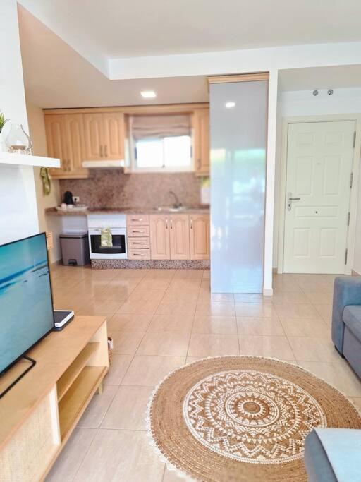 Homely Apt In Modern Building With Pool San Miguel de Abona Ngoại thất bức ảnh