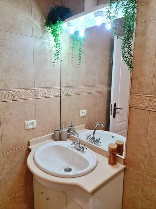 Homely Apt In Modern Building With Pool San Miguel de Abona Ngoại thất bức ảnh